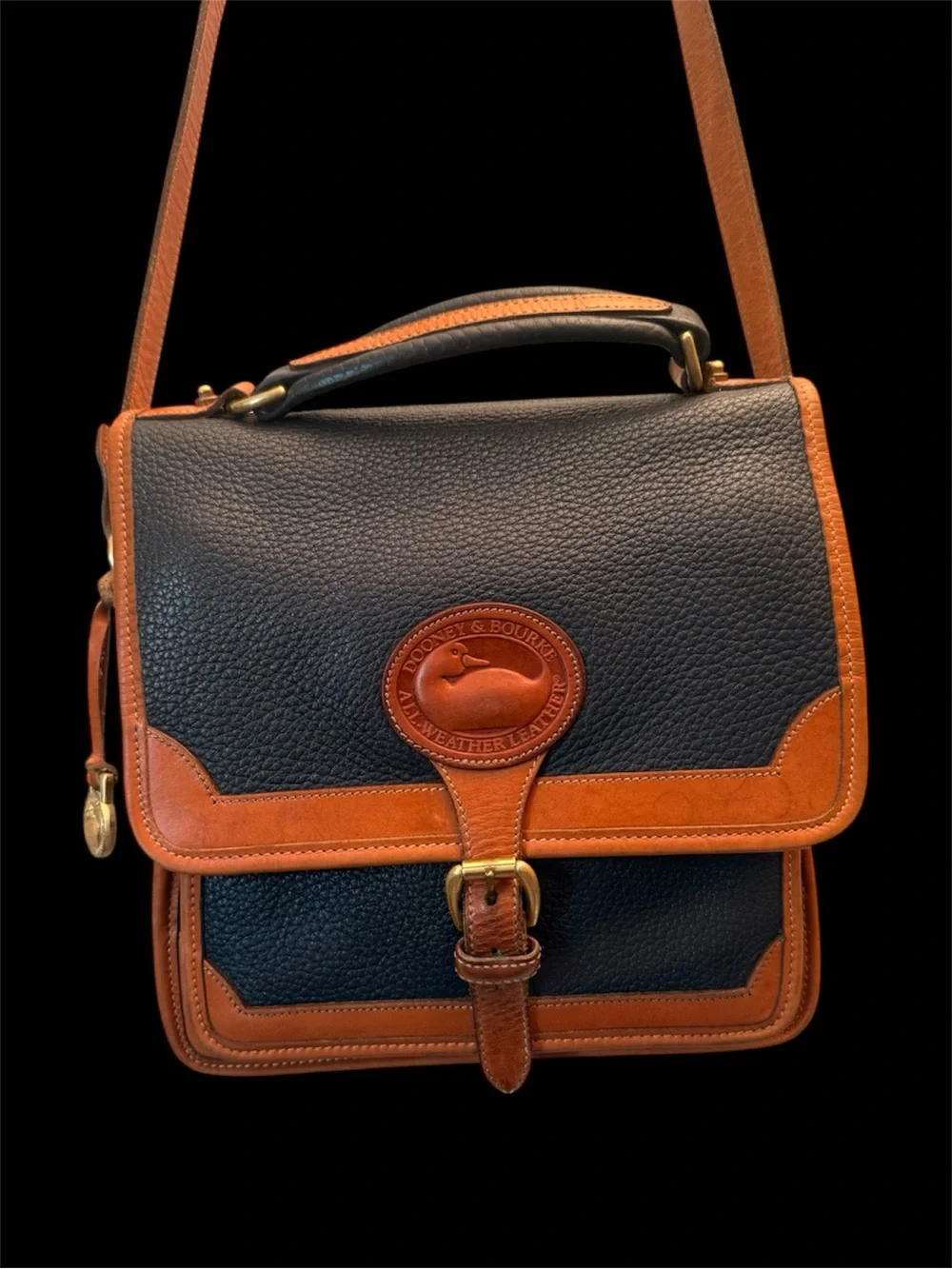 Vintage Dooney & Bourke All-Weather Leather Surrey Carrier bag